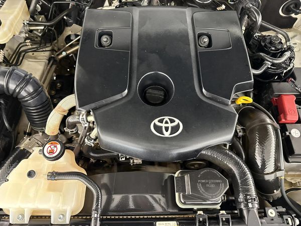 2023-Toyota-Hilux-28-GD-6-Raised-Body-Legend-Double-Cab image:13