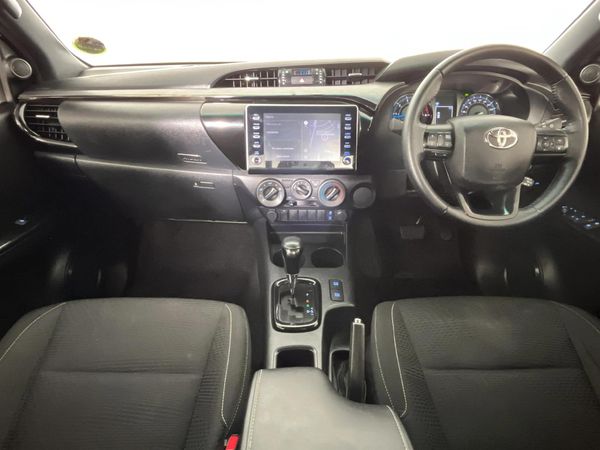 2021-Toyota-Hilux-28-GD-6-Raised-Body-Legend-Auto-Extended-Cab image:1