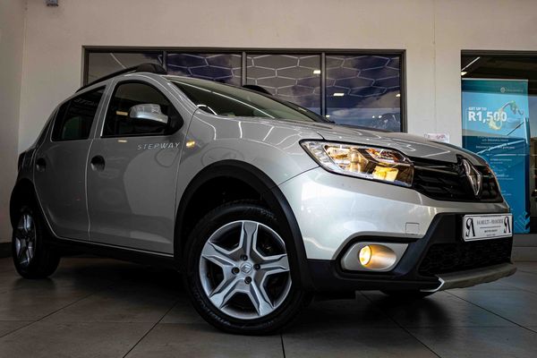 2017-Renault-Sandero-900T-Stepway-Dynamique image:2