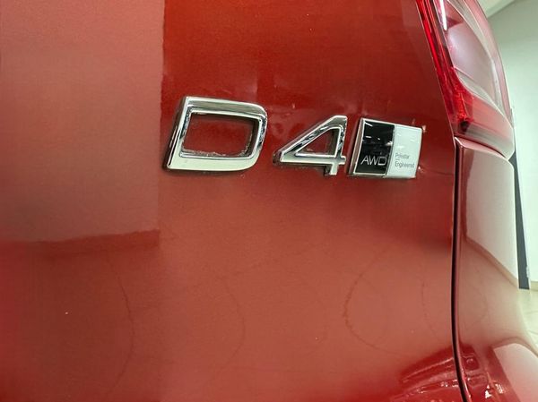 2020-Volvo-XC40-D4-Momentum-AWD image:14