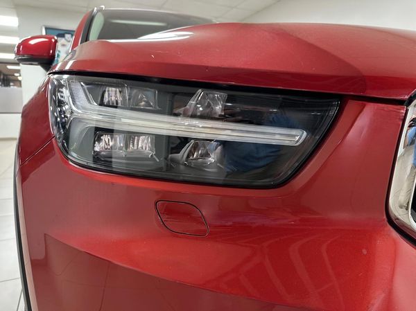 2020-Volvo-XC40-D4-Momentum-AWD image:18