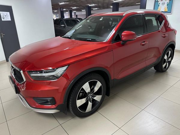 2020-Volvo-XC40-D4-Momentum-AWD image:2