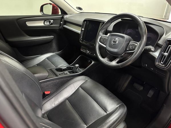2020-Volvo-XC40-D4-Momentum-AWD image:8