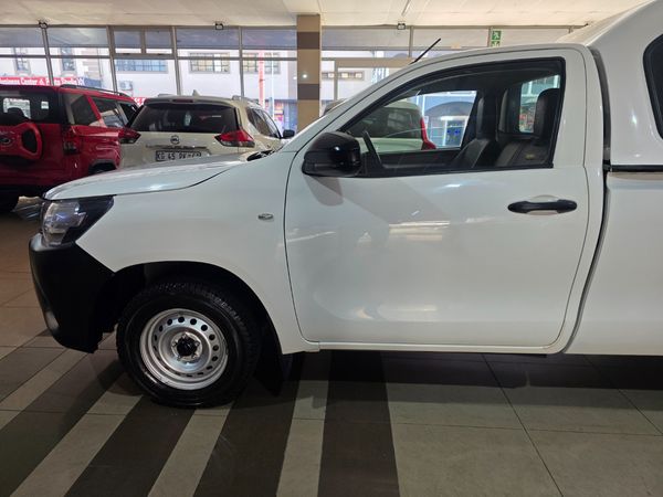 2023-Toyota-Hilux-20-VVTi-S-AIRCON-Single-Cab-Petrol-Manual image:1