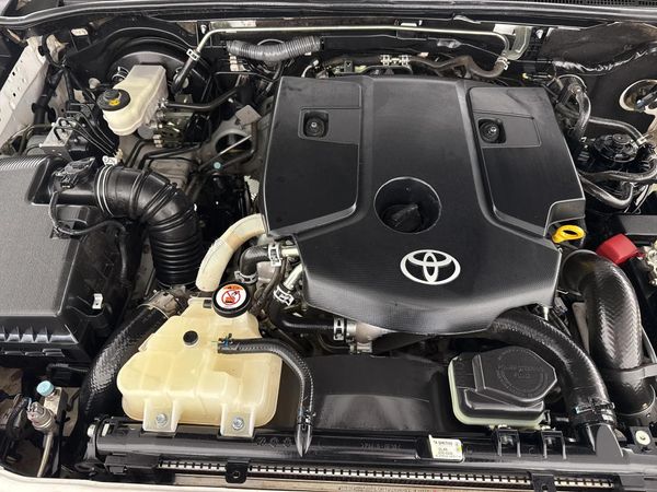 2022-Toyota-Hilux-28-GD-6-Raised-Body-Legend-4x4-Double-Cab image:12