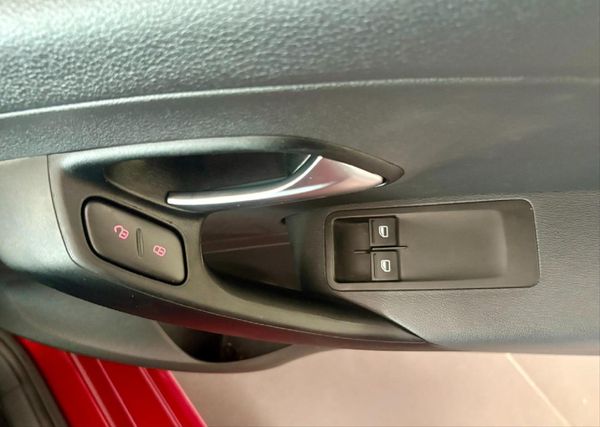 2025-Volkswagen-Polo-Vivo-14 image:7
