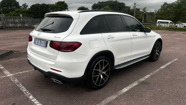 2021-Mercedes-Benz-GLC-AMG-Line image:1