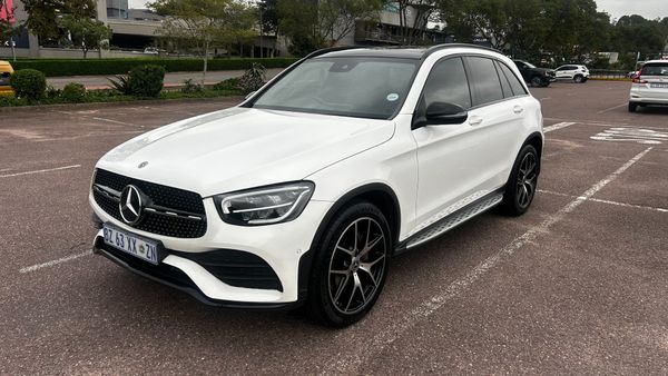 2021-Mercedes-Benz-GLC-AMG-Line image:3