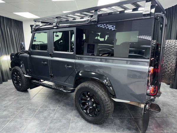 2012-Land-Rover-Defender-110-22D-Station-Wagon image:15