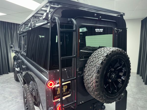 2012-Land-Rover-Defender-110-22D-Station-Wagon image:18