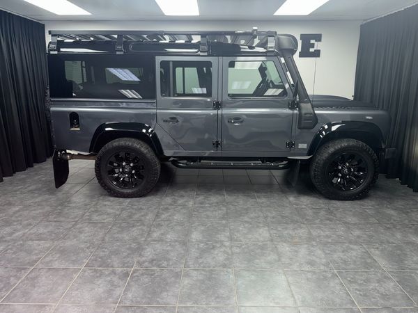 2012-Land-Rover-Defender-110-22D-Station-Wagon image:1