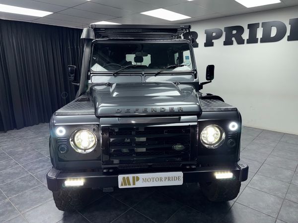 2012-Land-Rover-Defender-110-22D-Station-Wagon image:6