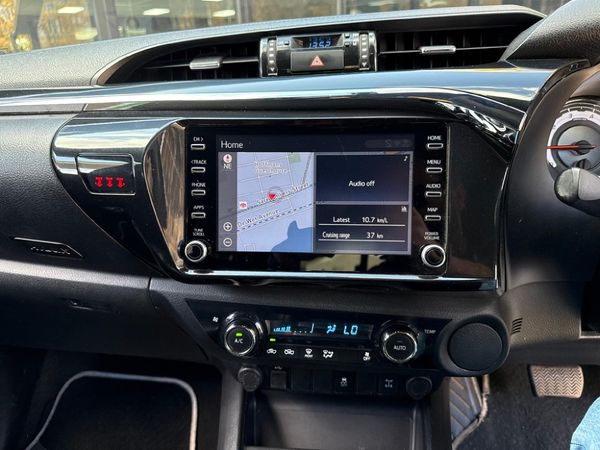 2019-Toyota-Hilux-28-GD-6-Raised-Body-Auto-Raider-Double-Cab image:11
