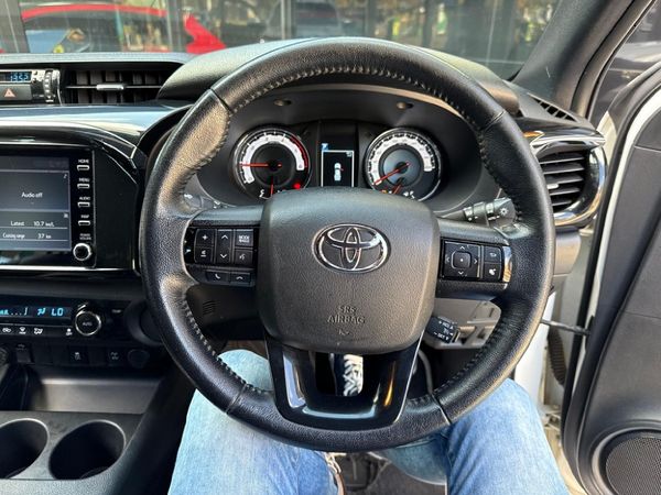 2019-Toyota-Hilux-28-GD-6-Raised-Body-Auto-Raider-Double-Cab image:13