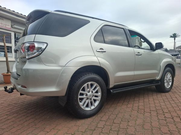 2012-Toyota-Fortuner-30-D-4D-4x4-Auto image:16