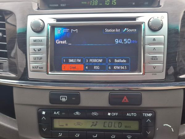 2012-Toyota-Fortuner-30-D-4D-4x4-Auto image:17