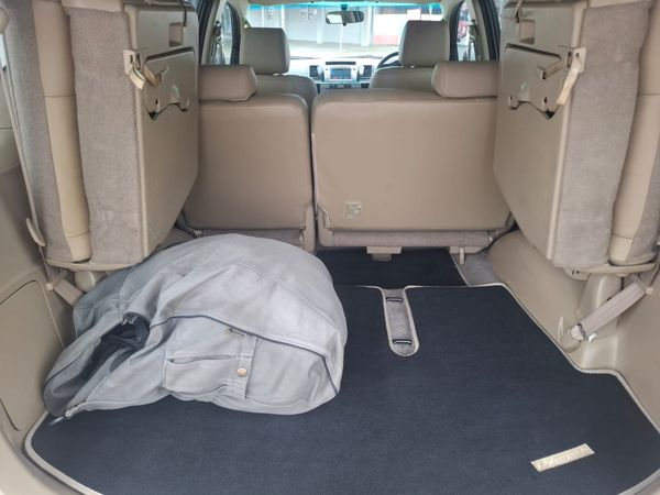 2012-Toyota-Fortuner-30-D-4D-4x4-Auto image:7