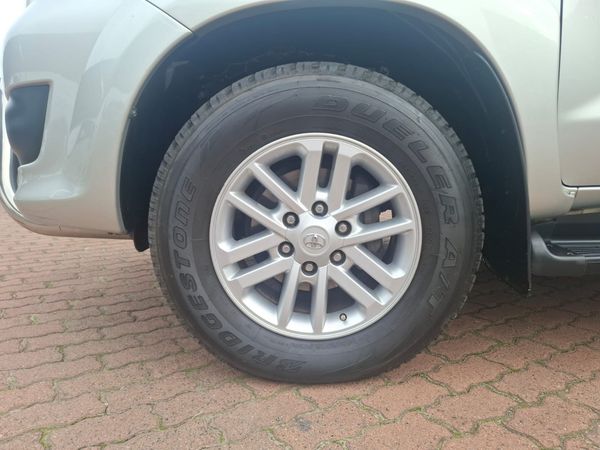 2012-Toyota-Fortuner-30-D-4D-4x4-Auto image:8