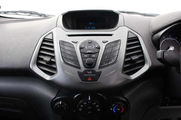 2017-Ford-EcoSport-15-TiVCT-Ambiente image:3