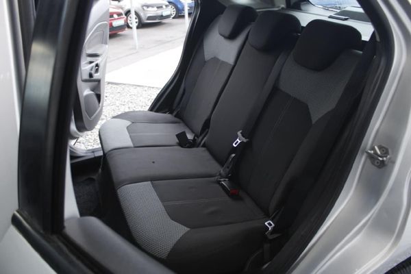 2016-Ford-EcoSport-15-TiVCT-Ambiente image:15