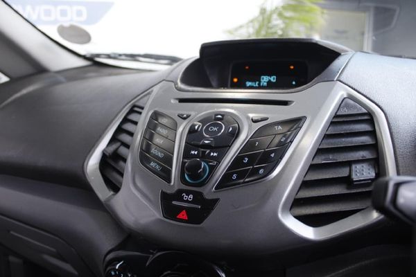 2016-Ford-EcoSport-15-TiVCT-Ambiente image:17