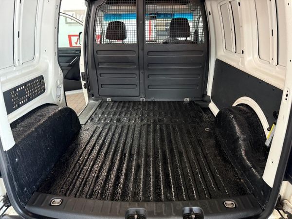 2021-Volkswagen-Caddy-16i-81kW-Panel-Van image:14