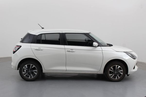 2024-Suzuki-Swift-12-GLX image:9