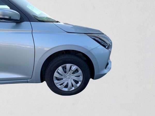 2025-Suzuki-Swift-12-GL image:16