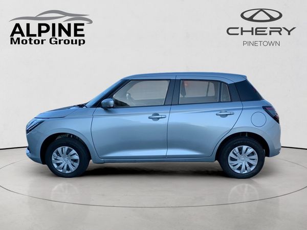 2025-Suzuki-Swift-12-GL image:3