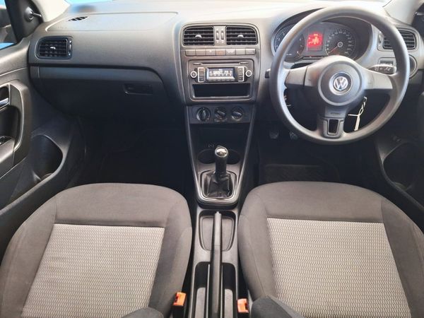 2012-Volkswagen-Polo-14-Trendline-5-dr image:6