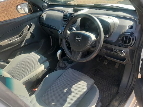 2015-Chevrolet-Utility-14-AC image:4
