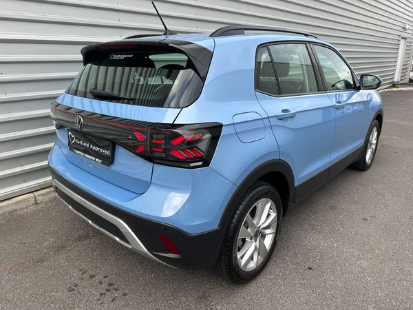 2025-Volkswagen-T-Cross-10-TSI-Life-Auto image:3