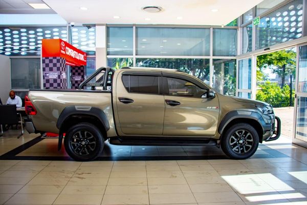 2021-Toyota-Hilux-28-GD-6-Raised-Body-Legend-Auto-Double-Cab image:4