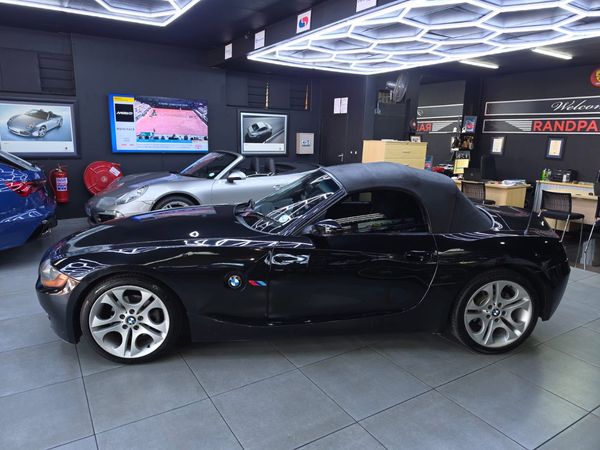 2003-BMW-Z4-BMW-Z4-30i-Auto image:11