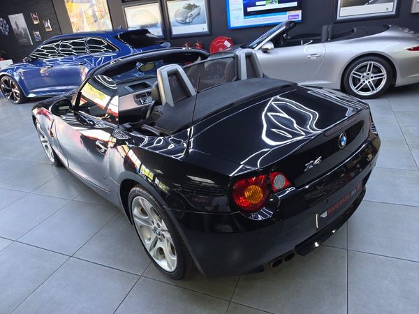 2003-BMW-Z4-BMW-Z4-30i-Auto image:16
