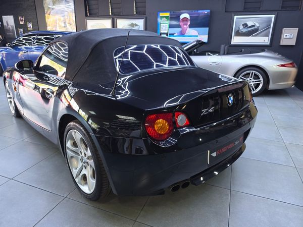 2003-BMW-Z4-BMW-Z4-30i-Auto image:17