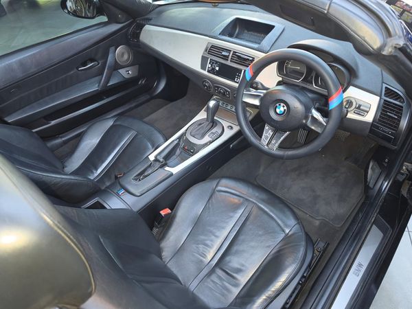 2003-BMW-Z4-BMW-Z4-30i-Auto image:24
