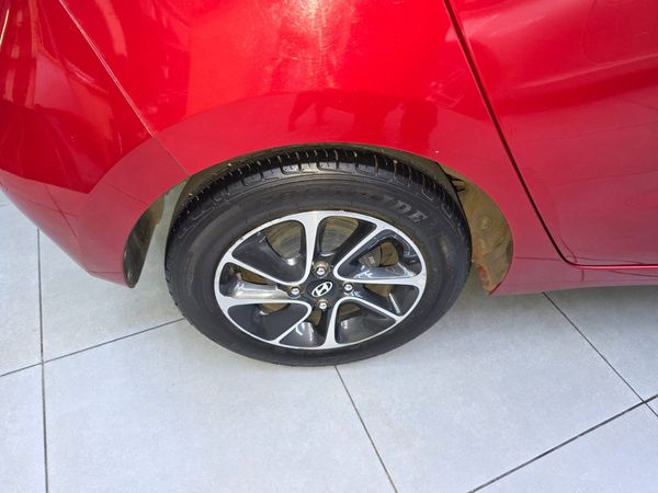 2018-Hyundai-Grand-i10-Hyundai-Grand-i10-125-Fluid image:16