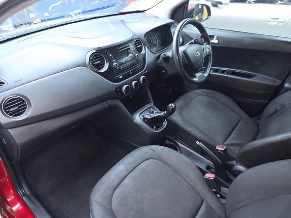 2018-Hyundai-Grand-i10-Hyundai-Grand-i10-125-Fluid image:23