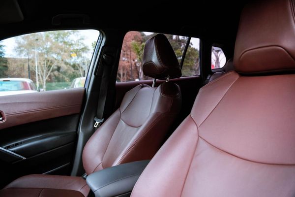 2023-Toyota-Corolla-Cross-18-XR image:13