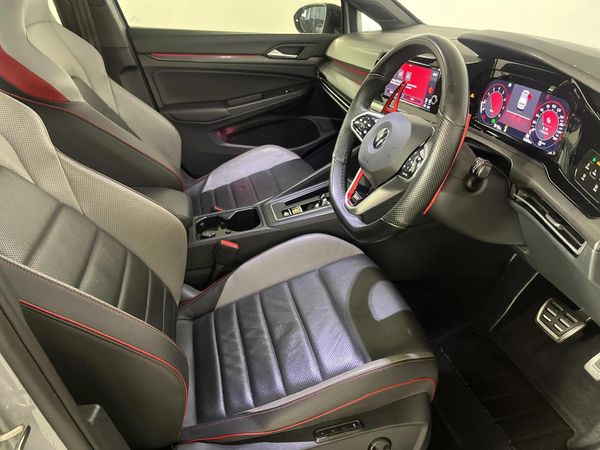 2022-Volkswagen-Golf-8-GTI-20-TSI-Auto image:9