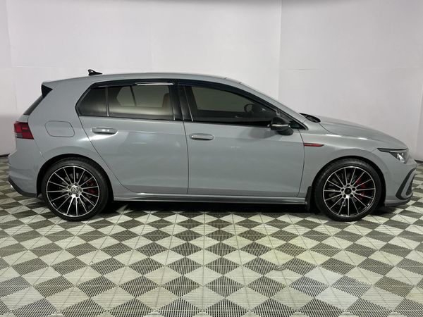 2022-Volkswagen-Golf-8-GTI-20-TSI-Auto image:17