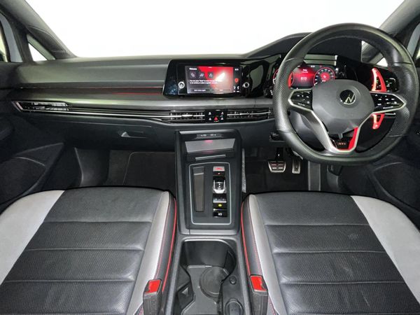 2022-Volkswagen-Golf-8-GTI-20-TSI-Auto image:1