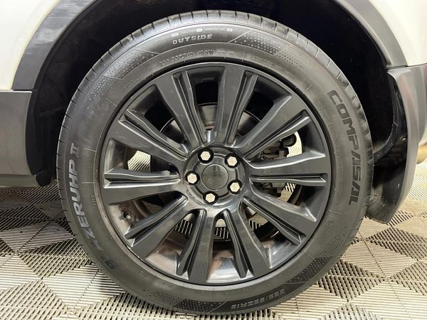 2017-Land-Rover-Range-Rover-Evoque-20-TD4-SE image:7