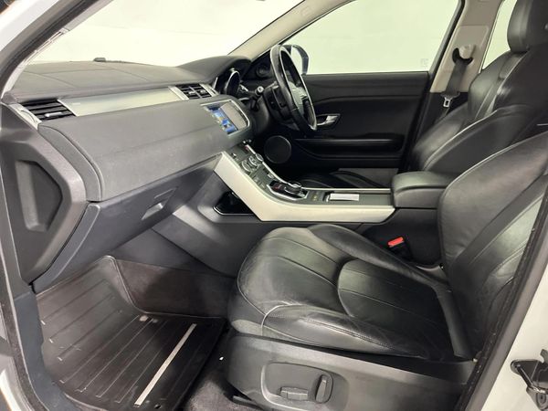 2017-Land-Rover-Range-Rover-Evoque-20-TD4-SE image:8