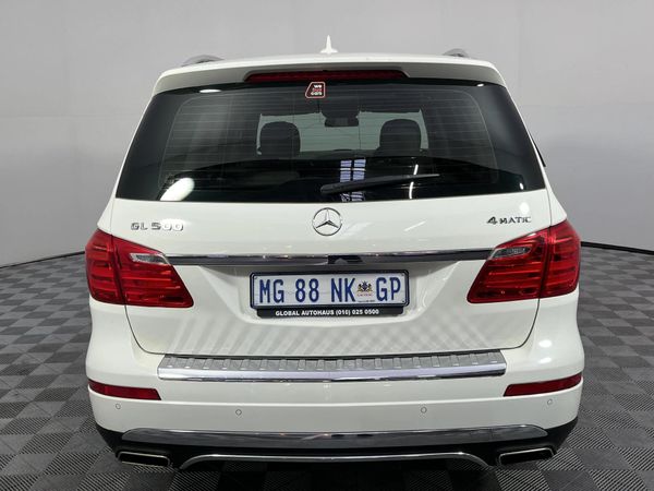 2013-Mercedes-Benz-GL-500-BE image:17