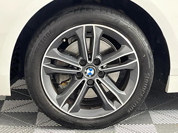 2020-BMW-1-Series-118i-Sport-Line image:4