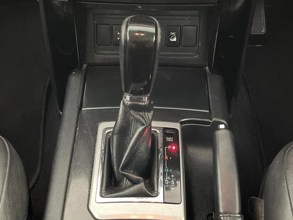 2016-Toyota-Land-Cruiser-Prado-30-TDI-TX-Auto image:10