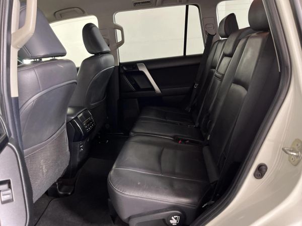 2016-Toyota-Land-Cruiser-Prado-30-TDI-TX-Auto image:3