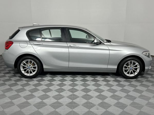 2016-BMW-1-Series-118i-5-dr-Auto image:17